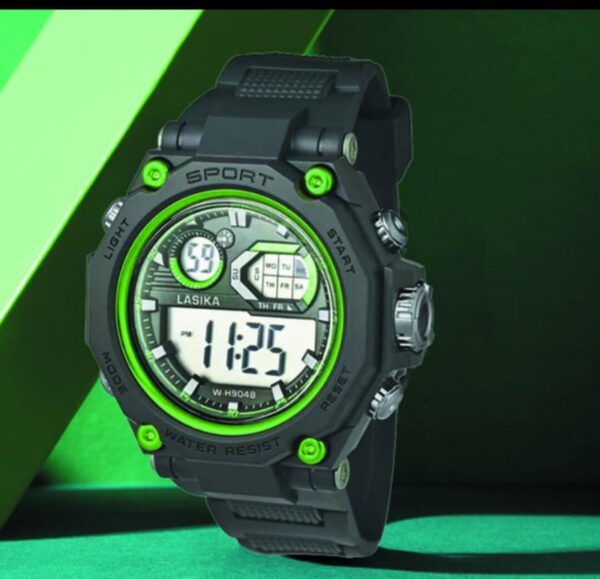 Sports watch water resistant high quality